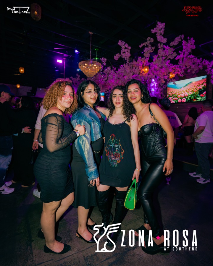 Zona Rosa crowd on the dance floor